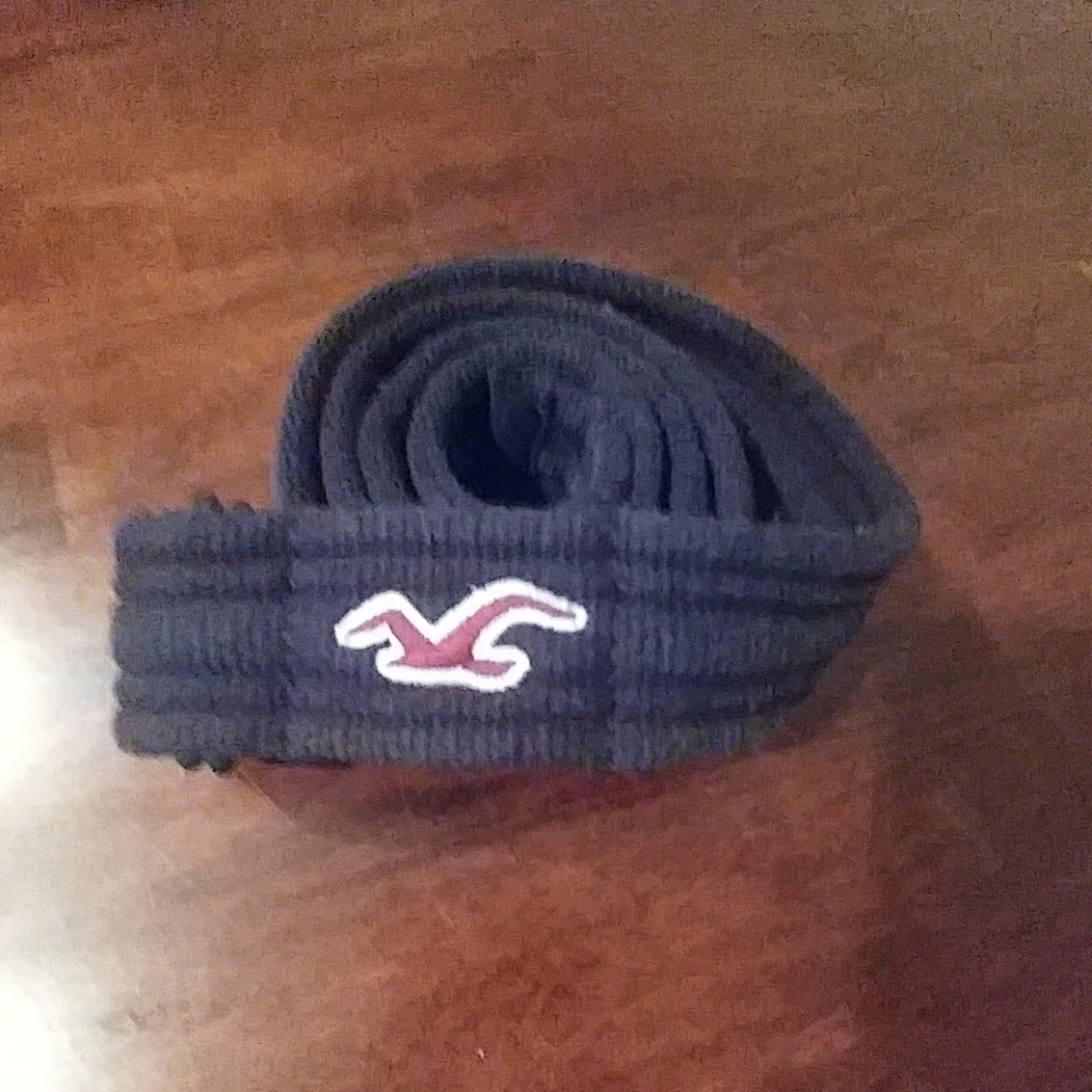 2 Hollister Cloth belts (Great Condition)